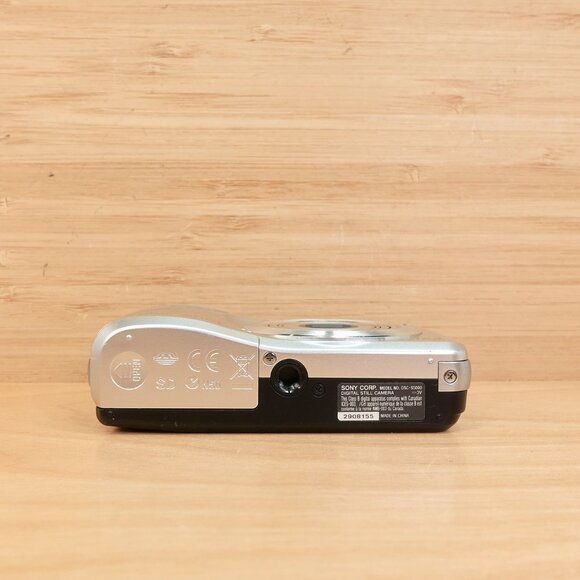 Sony Cyber-shot DSC-S5000 / 14.1MP Digital Camera / Compact Point-and-Shoot - Picture 6 of 7